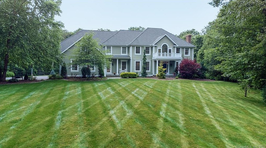 2 High Pt Cmns, East Hampton, CT 06447