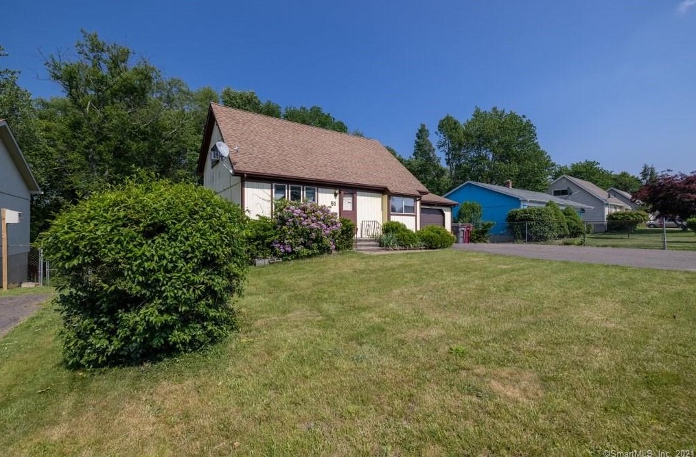 51 Rough Wing Rd, Union City, CT 06770