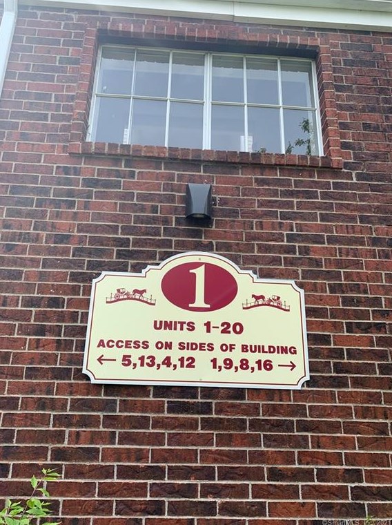 11 Carriage Crossing Ln Unit 11, Middletown, CT