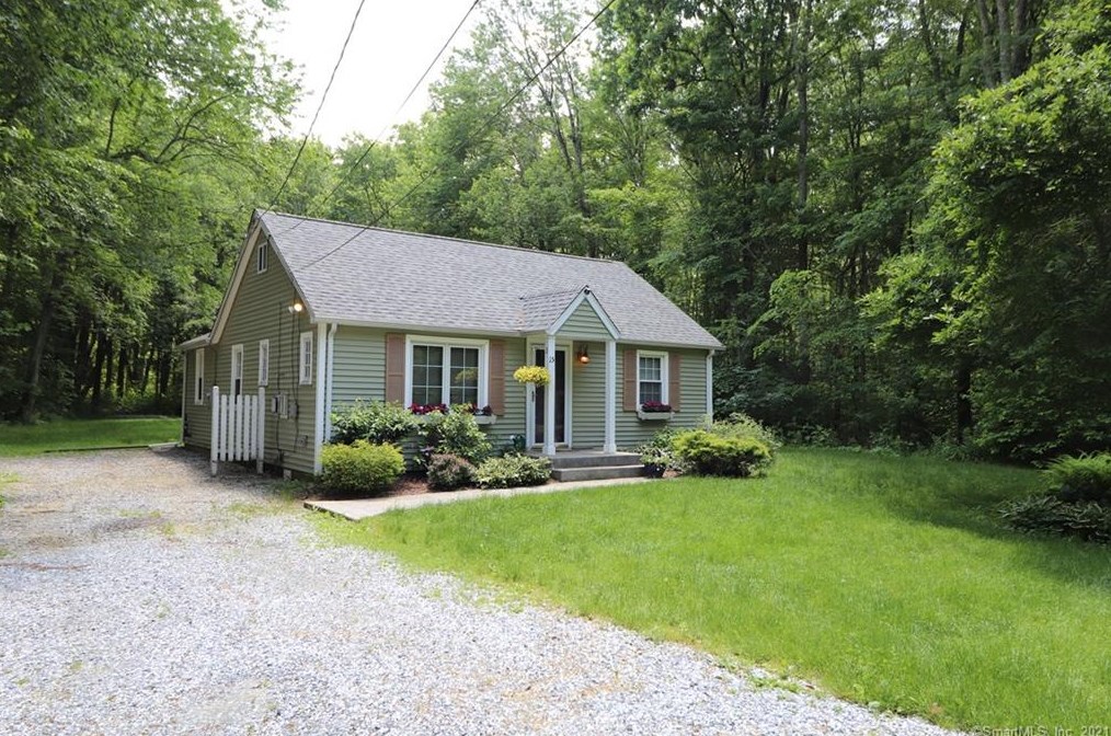 15 Gilead Rd, Andover, CT 06232