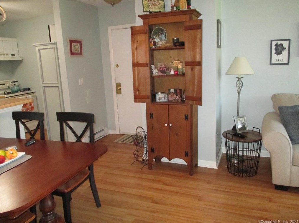 40 Hoffman Ct #a1, Wallingford, CT 06492