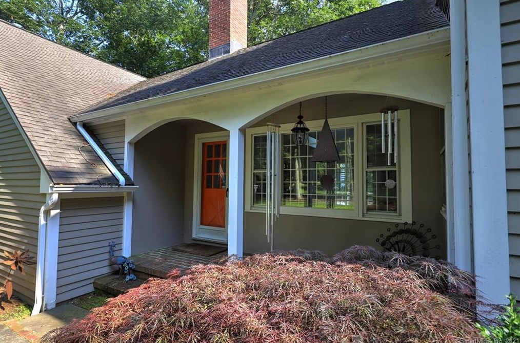 12 Prospect Ct, New Haven, CT 06525 exterior