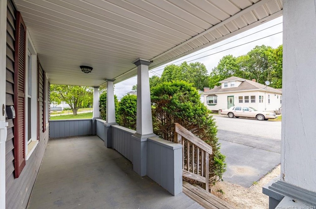 16 Vandall St, Fabyan, CT 06255