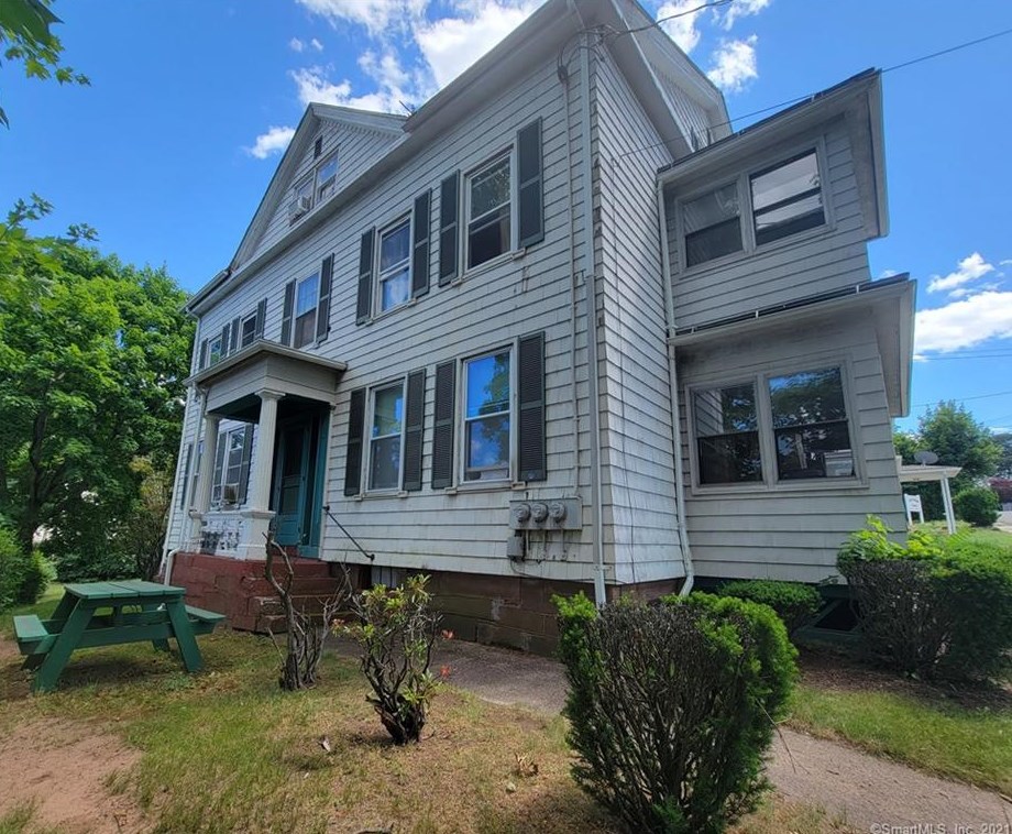 16 High St, Meriden, CT 06450 exterior