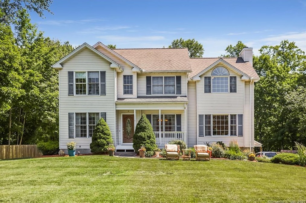 25 Ball Pond Rd, Danbury, CT 06811