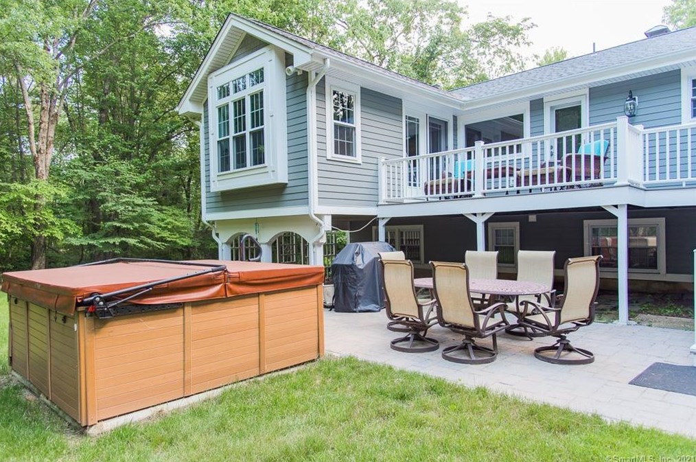 1020 Coleman Rd, Cheshire, CT 06410