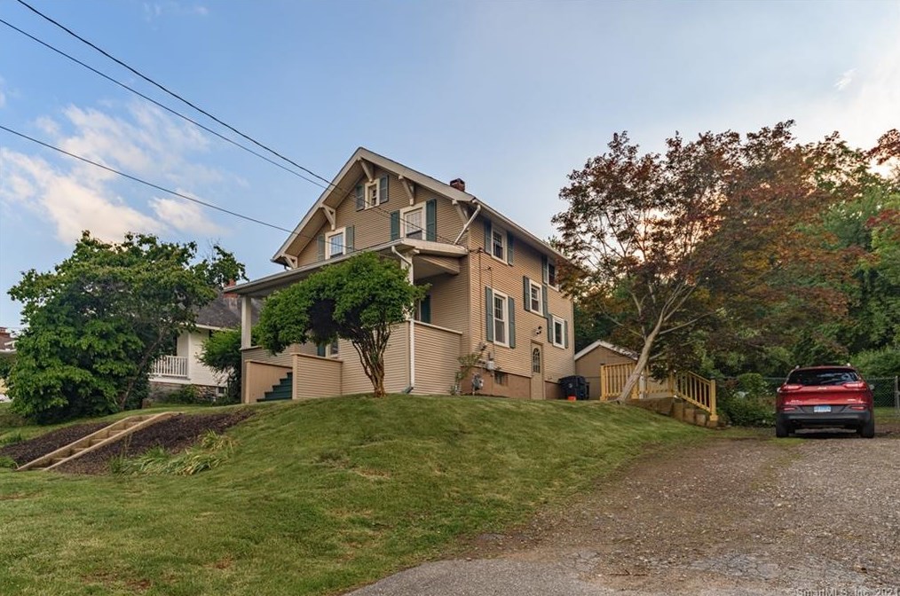 6 Oak St, Terryville, CT 06786