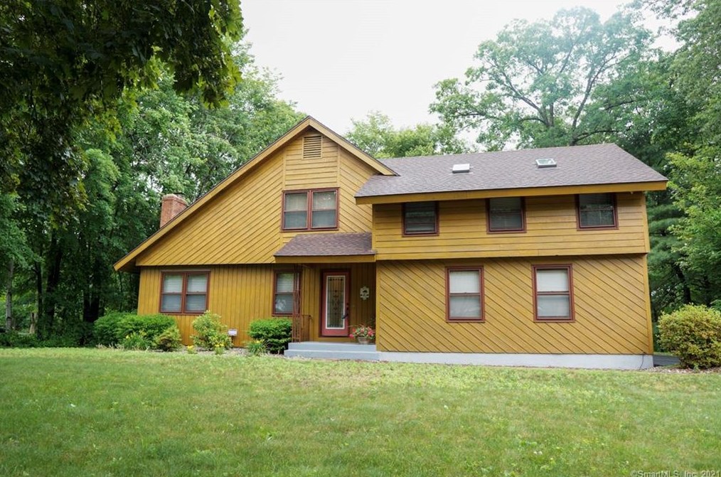 10 Woodduck Farms Rd, Windsor, CT 06095