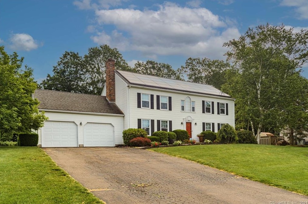 218 Woodpond Rd, Cheshire, CT 06410