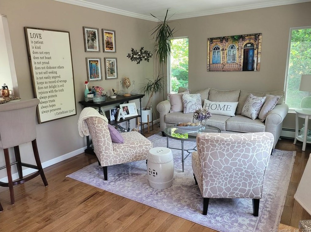 177 Candlewood Lake Rd, Brookfield Center, CT 06804