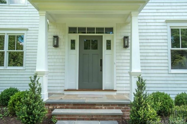 9 Hen Hawk Ln, Westport, CT 06880
