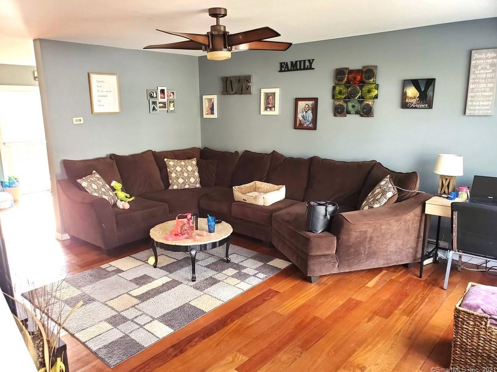 7 Sterling Ridge Ln #7, North Sterling, CT 06377