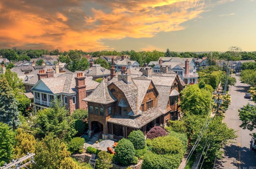219 Milbank Ave #w, Greenwich, CT 06830
