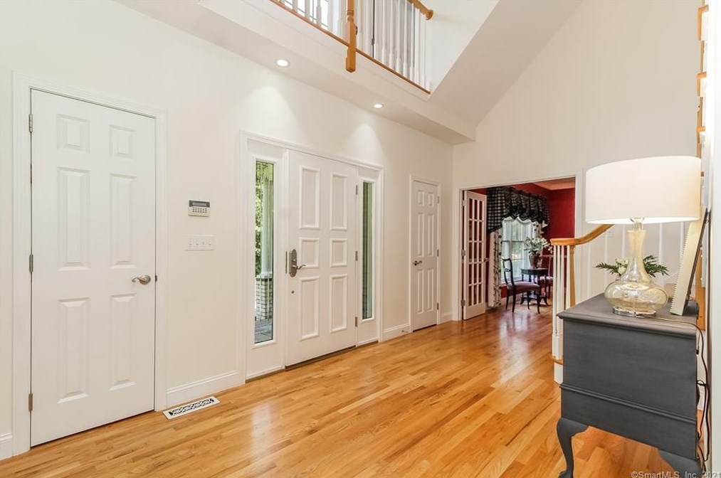 35 Roast Meat Hill Rd, Deep River, CT 06419