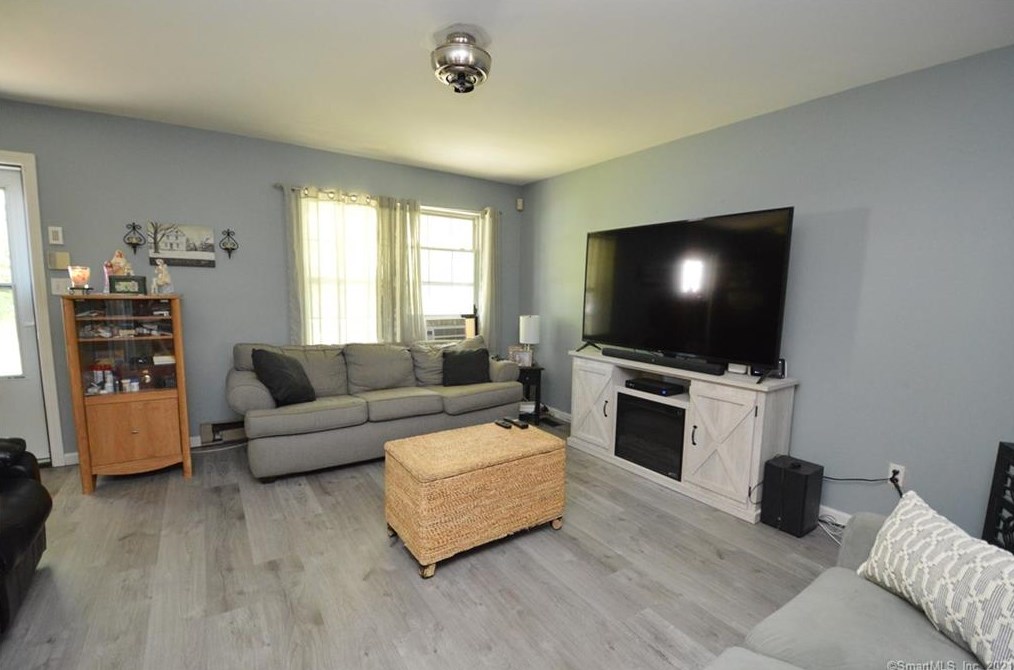 72 Bishop St, Bristol, CT 06010
