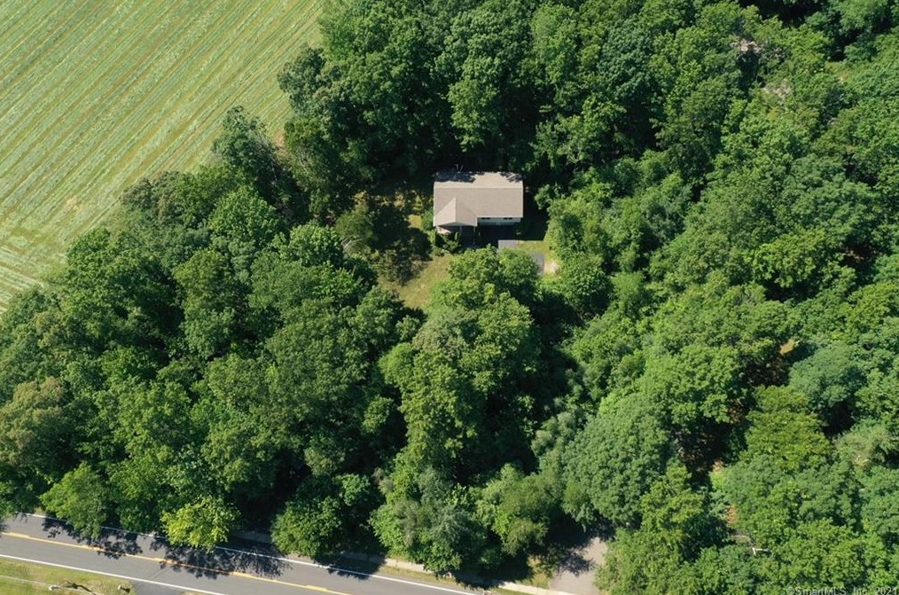 51 Wappingwood Rd, Ellington, CT 06029