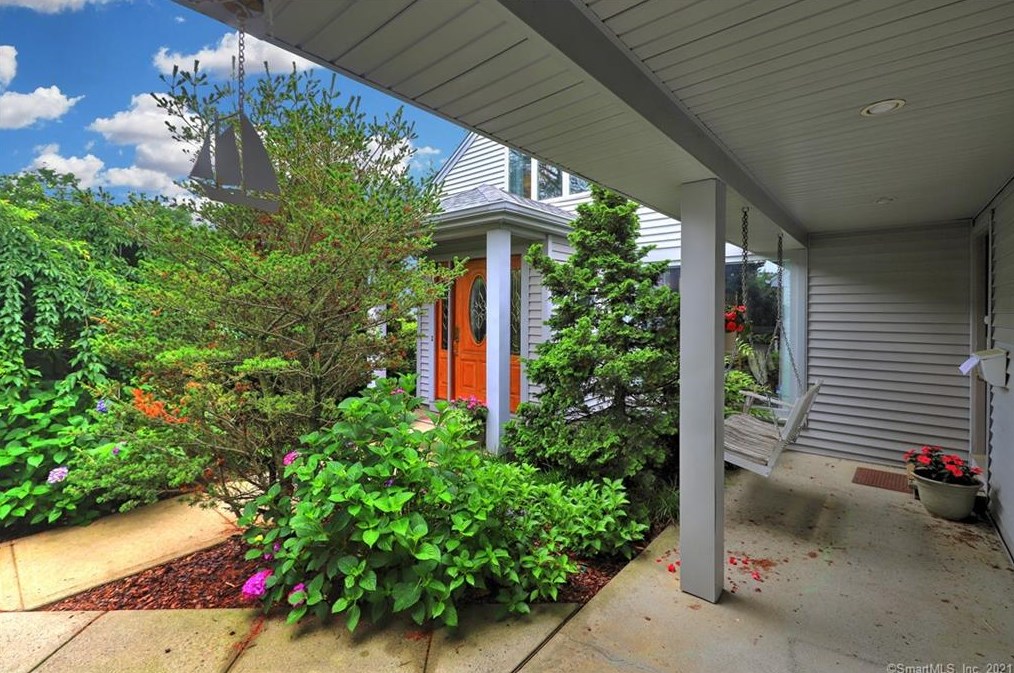 101 Captains Walk, Milford, CT 06460