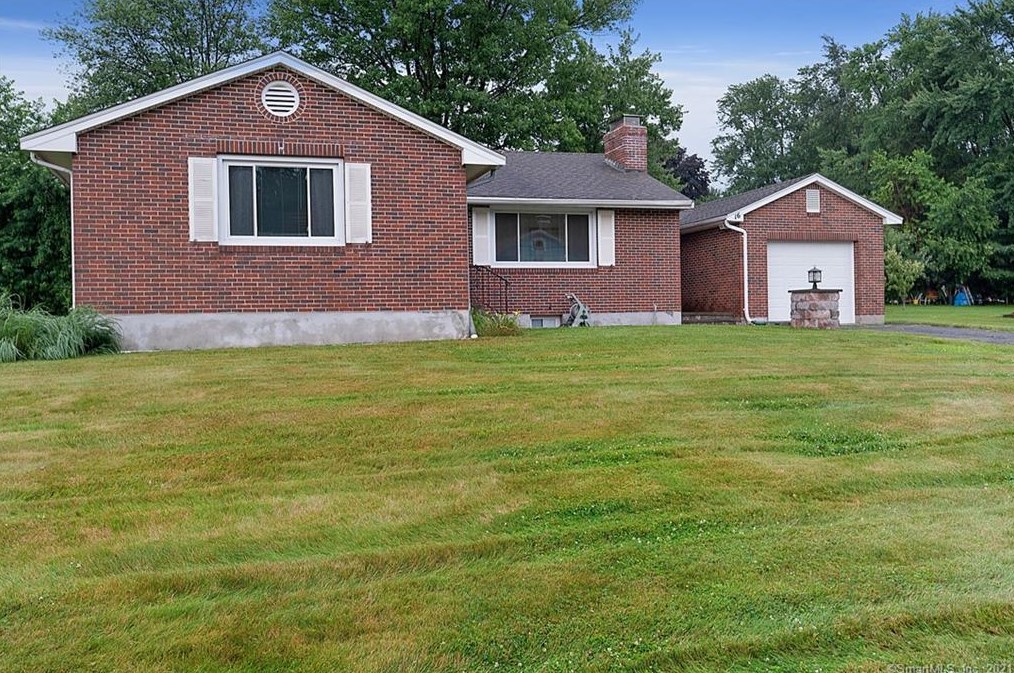 16 Linden St, Hartford, CT 06109-2920