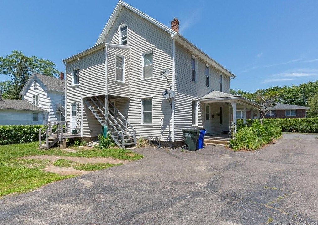 46 Maple Ave, Watertown, CT 06779-2140