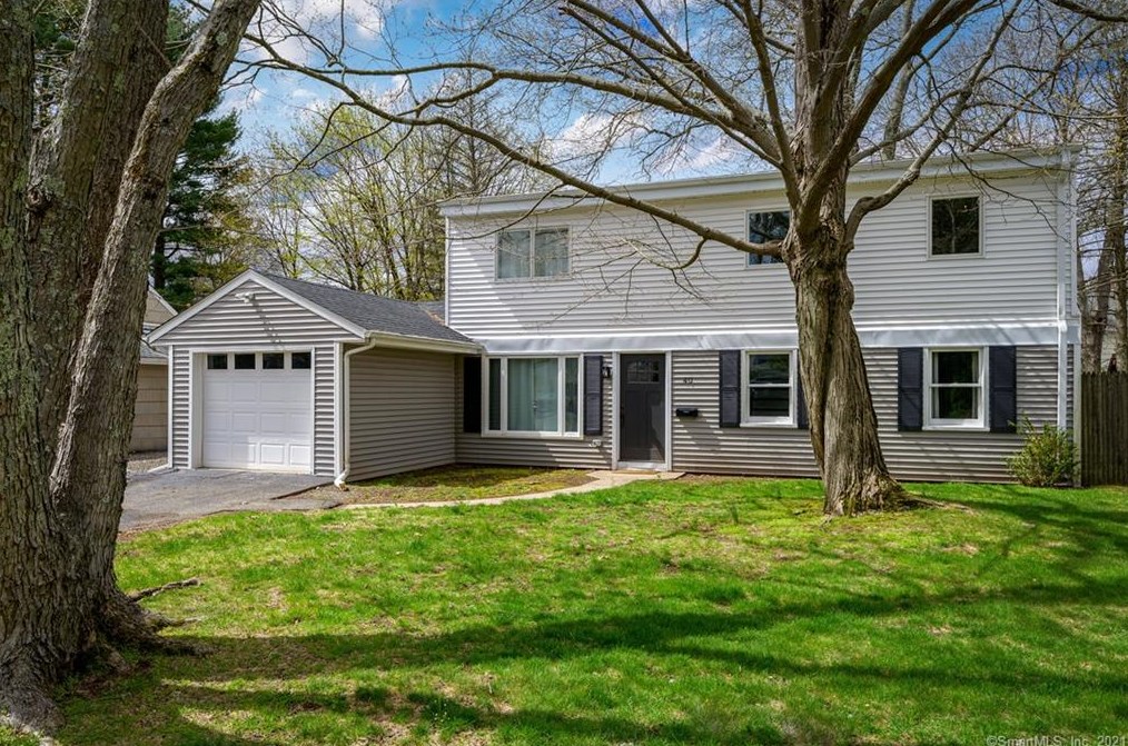 40 Assisi Way, Norwalk, CT 06851