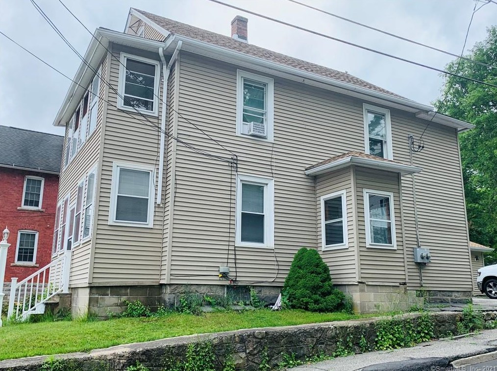 56 French St, Torrington, CT 06790