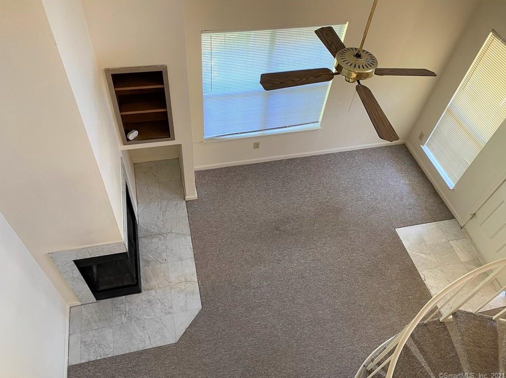 261 Carriage Crossing Ln Unit 261, Middletown, CT