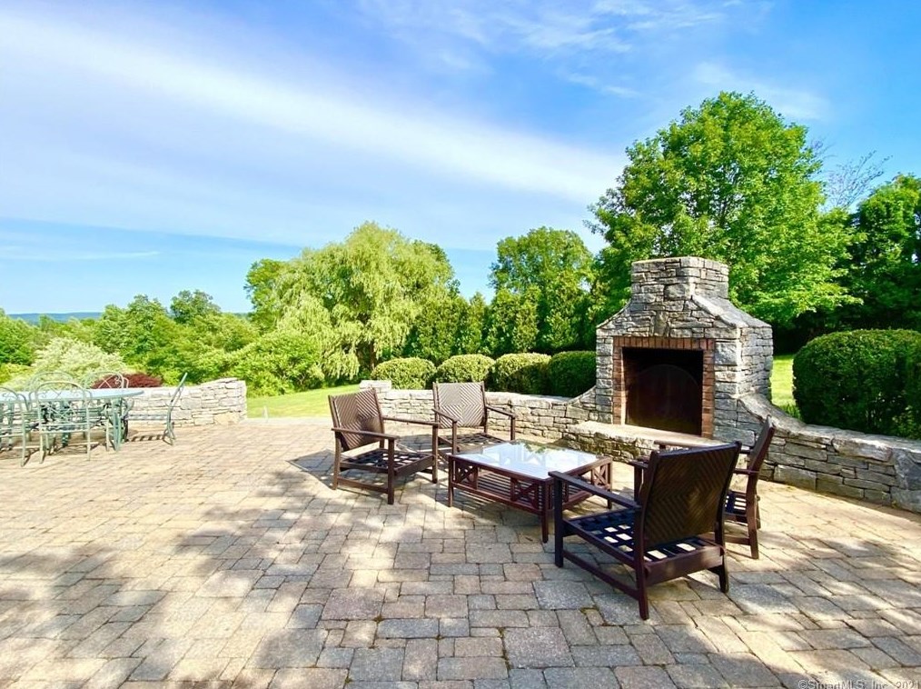 37 Skeetfield Point Rd, Durham, CT 06422