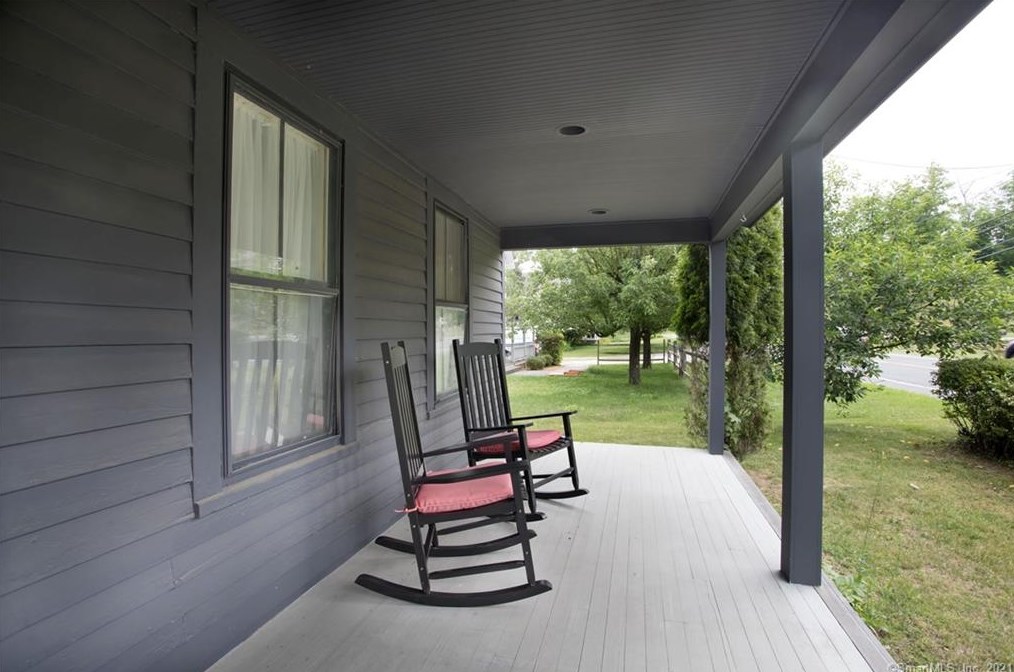 198 Church St, Canaan, CT 06018