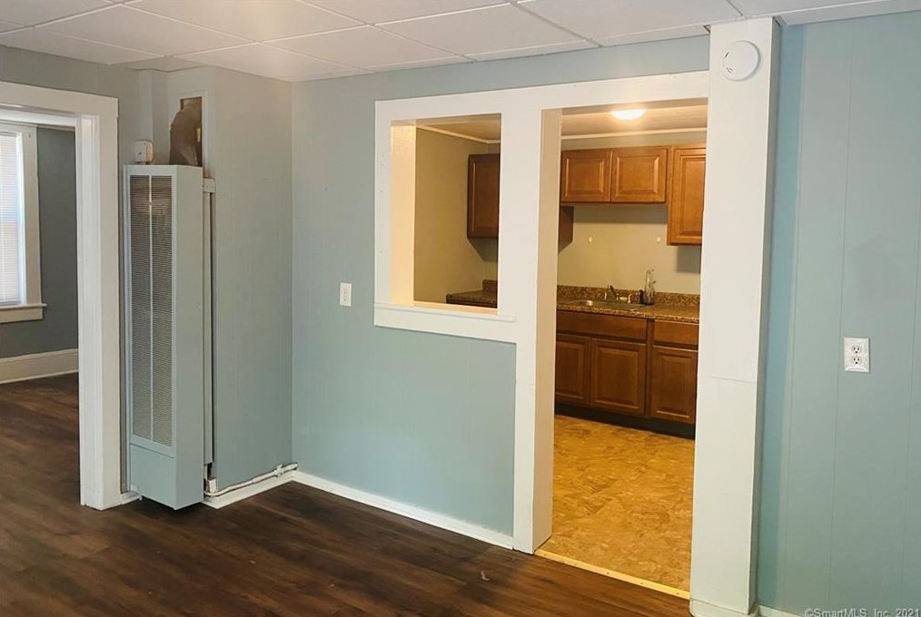 155 Gilbert Ave, Winsted CT  06098-1316 exterior