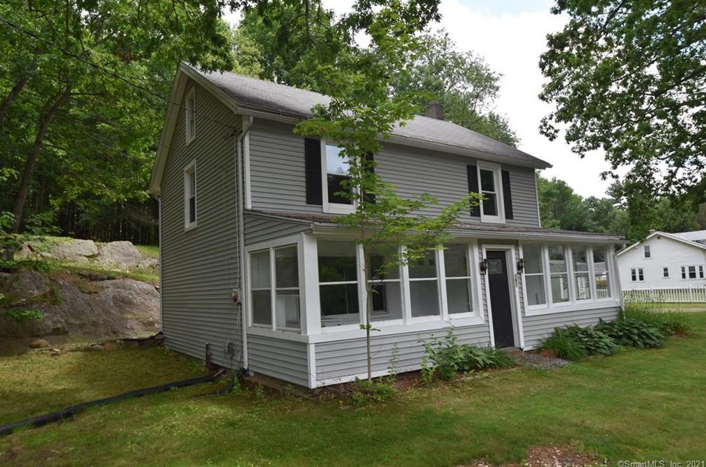 191 East St, Stafford CT  06076-4303 exterior