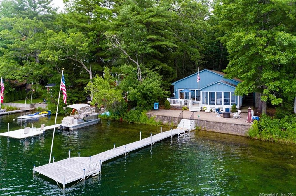 246 N Shore Rd, Killingly, CT 06241