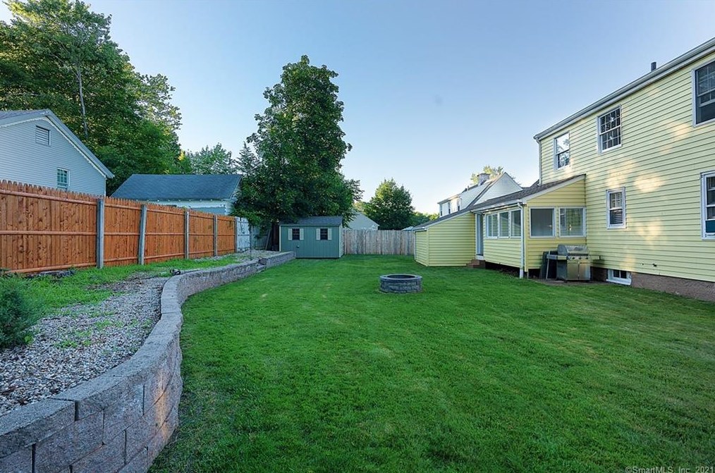41 Fairfield Ave, Hartford, CT 06114-1714