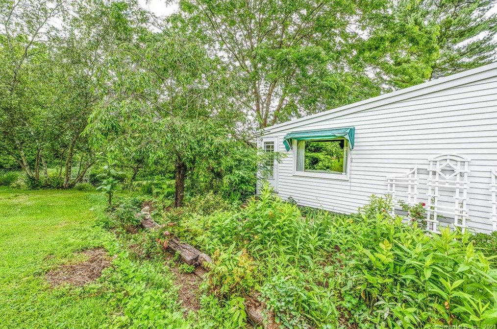 1178 Moose Hill Rd, Guilford, CT 06437