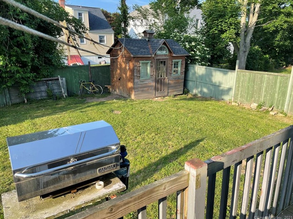 130 Masarik Ave, Stratford, CT 06615