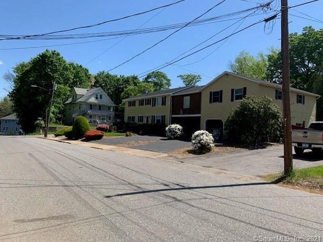 37 Manners Ave, Chestnut Hill, CT 06226-3507