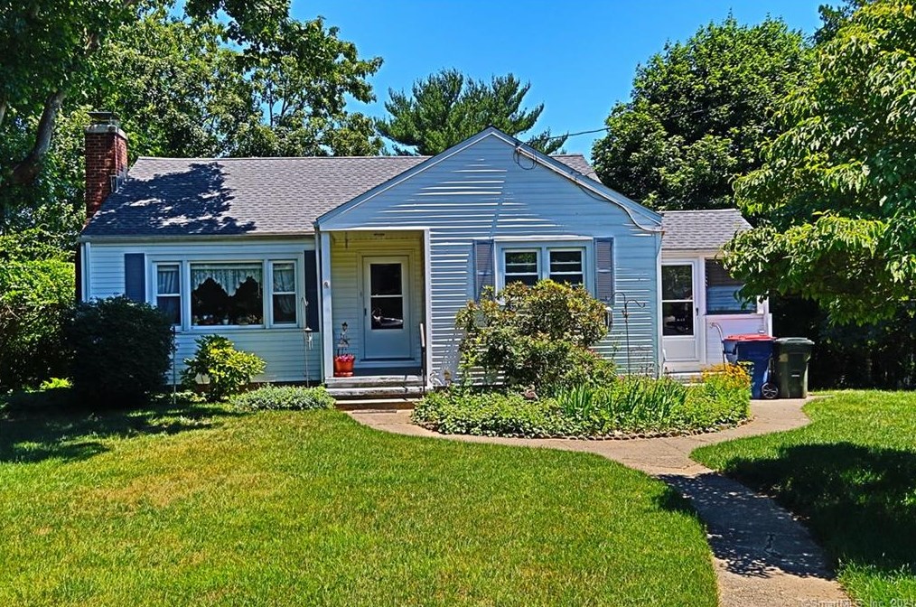 11 Sherman Ave, Bridgeport, CT 06611