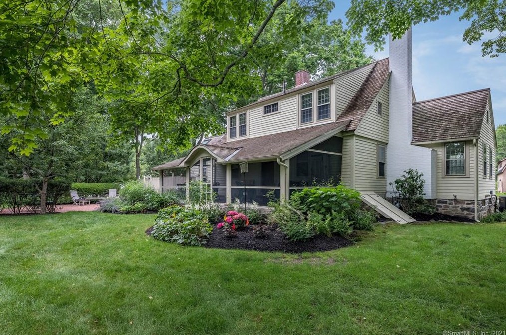 140 Liberty St, Madison, CT 06443-3213