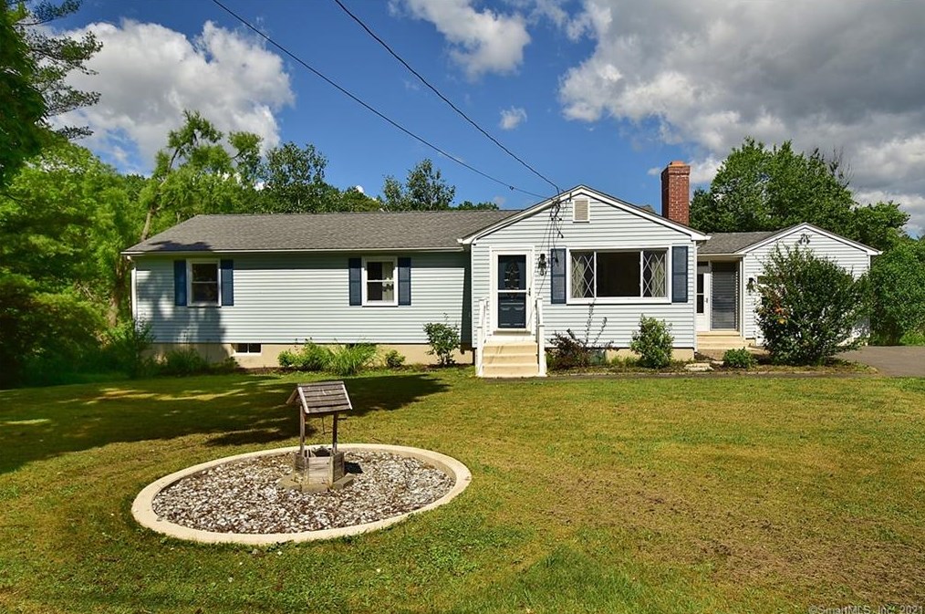 489 Clark St, Wapping, CT 06074