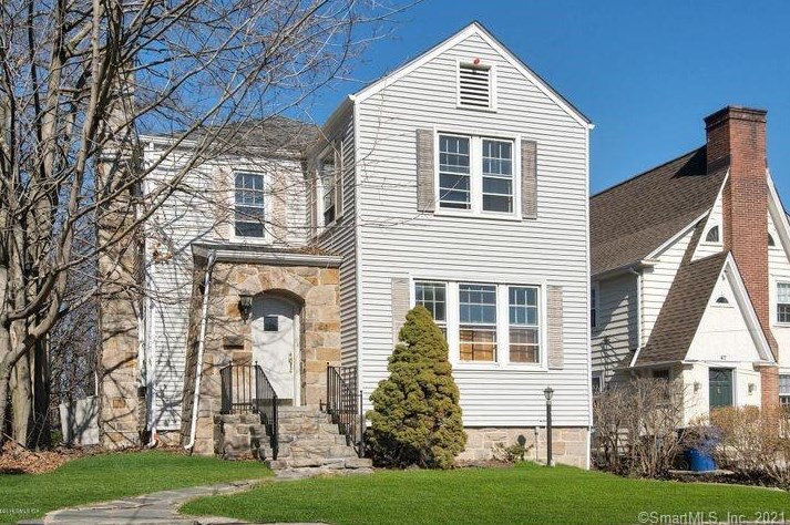 49 Sound View Dr, Greenwich, CT 06830