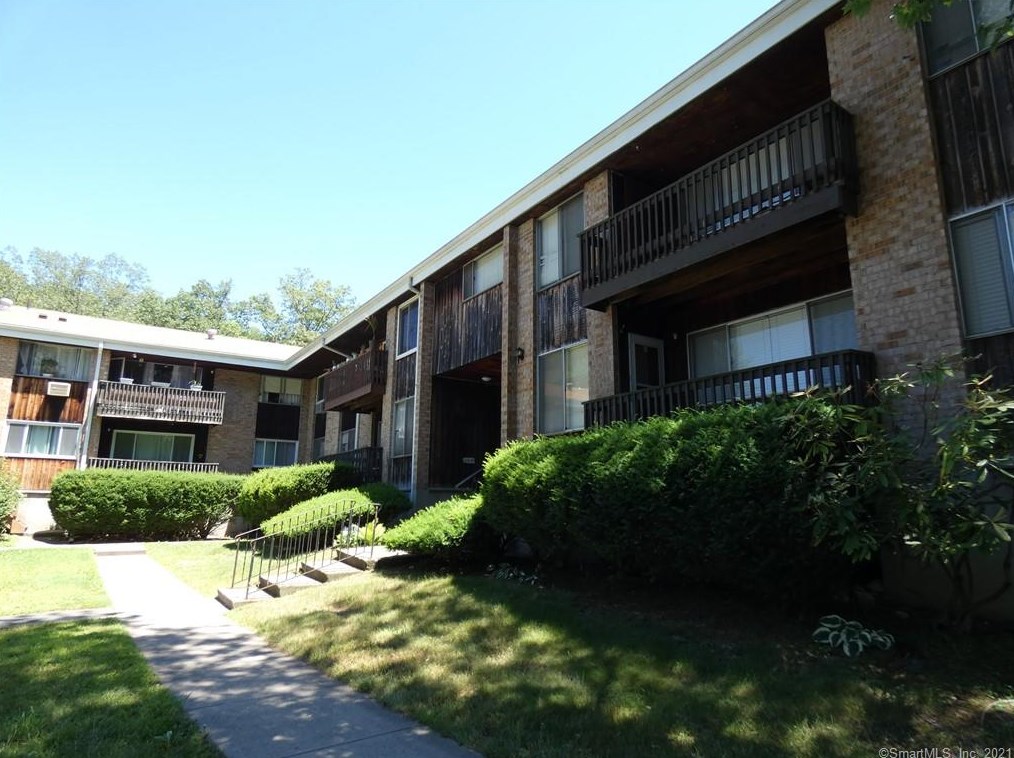 333 Vincellette St #58, Bridgeport, CT 06606