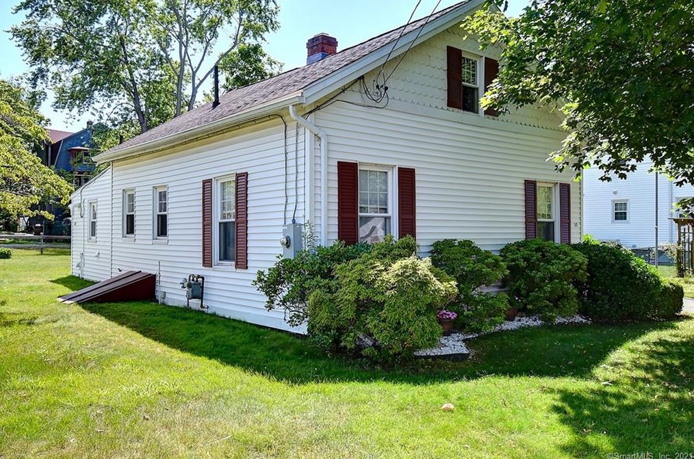 10 Pearl St, Glastonbury, CT 06033