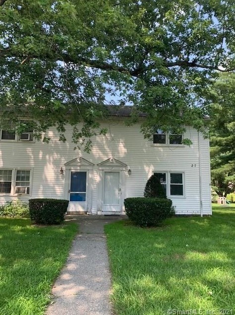 27 Georgia Rd, Chesterfield CT  06370-1530 exterior