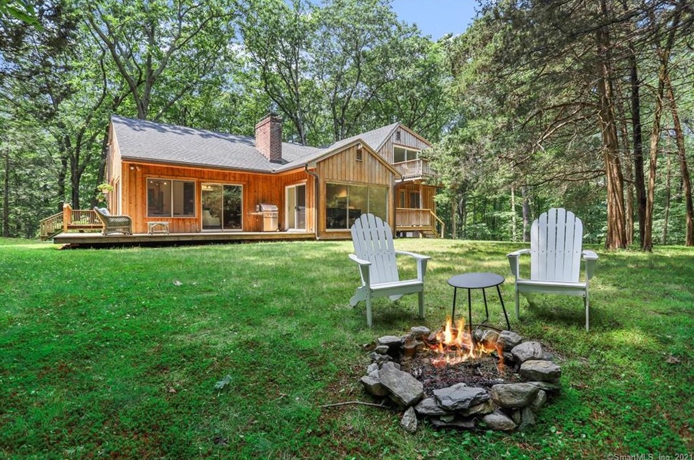11 Bittersweet Rd, Weston, CT 06883-3001