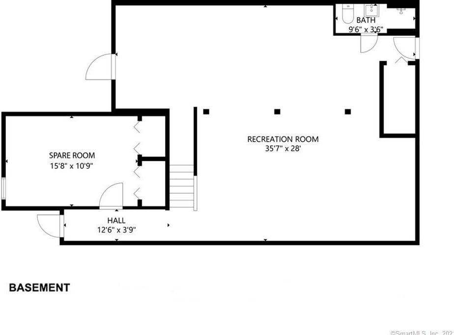 611 Thrall Ave, Suffield CT  06078-2337 exterior