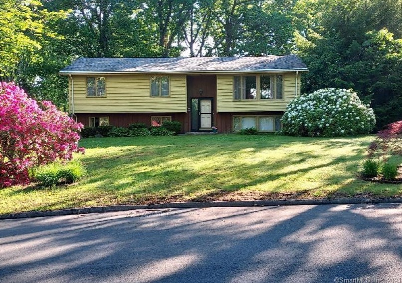 107 Daryl Dr, Vernon, CT 06066 exterior