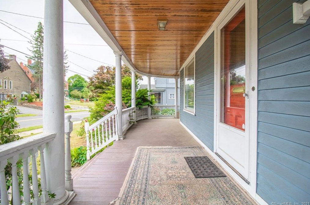 131 Summer St, Bristol, CT 06010