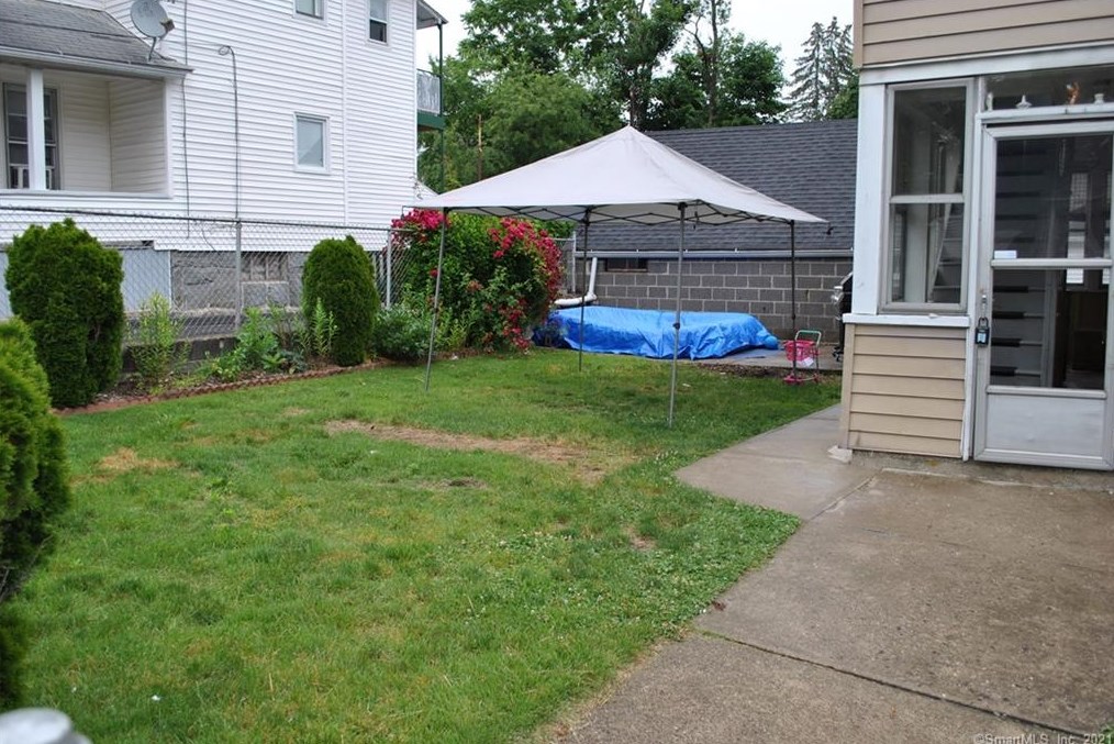 129 Aetna St, Union City, CT 06770