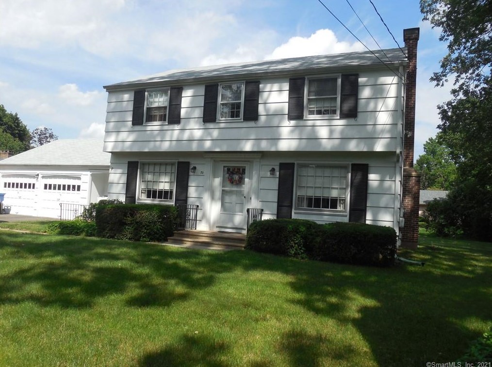 70 Parkside Ter, Meriden, CT 06450-4458