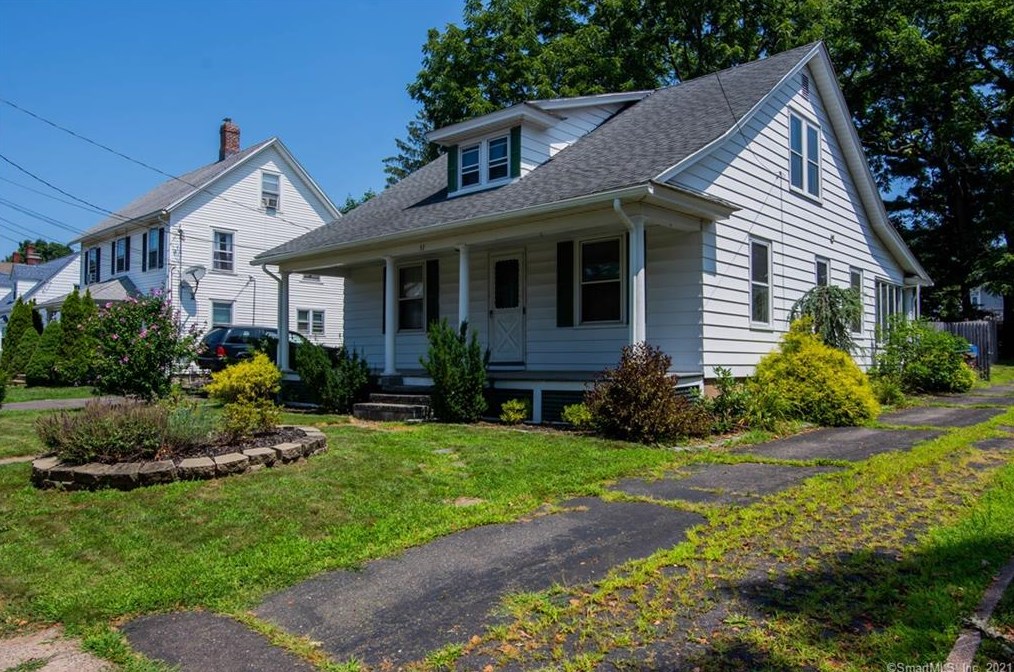 51 N Elm St, Manchester, CT 06042