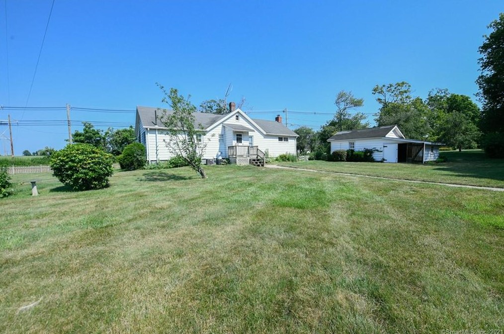 1064 N Farms Rd, Wallingford, CT 06492